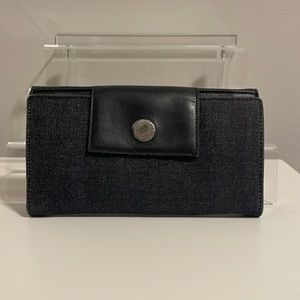 Authentic Pre-Loved Vintage Bvlgari Tri-Fold Wallet.